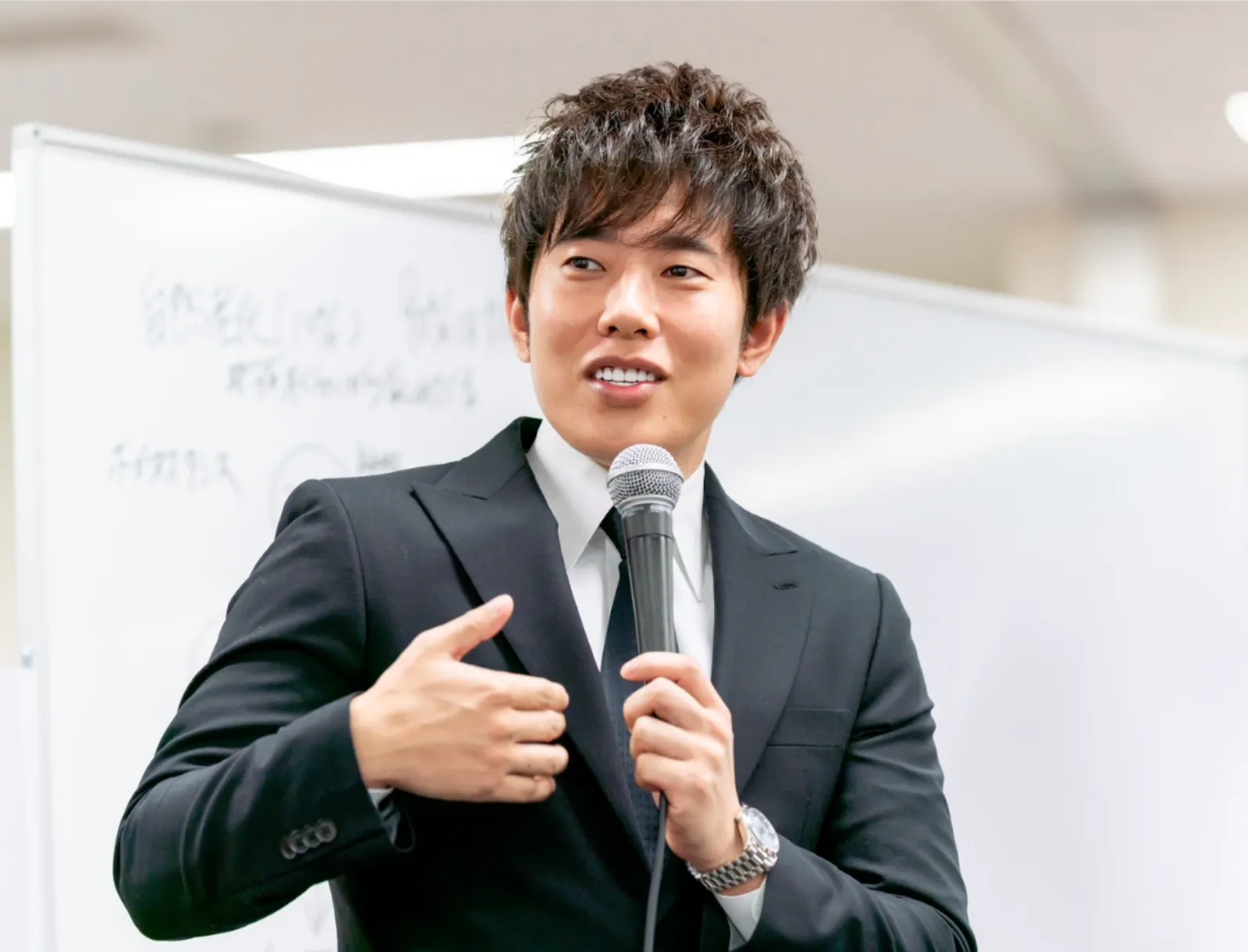 代表　辻 敬太